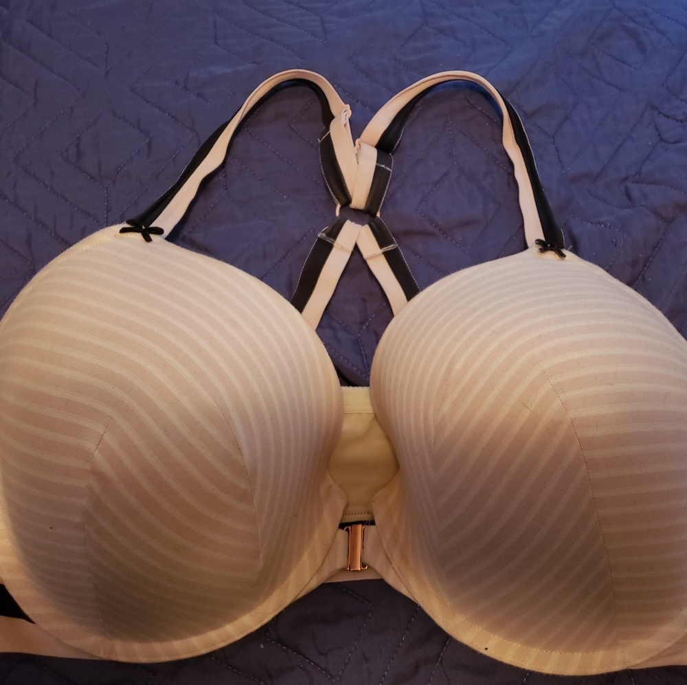 Lane Bryant cross back front close bra